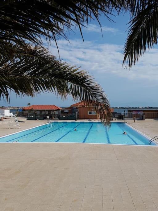 Ferienwohnung T2 Neuf + Bateau / Piscine Super Infrastructures Le Barcarès Exterior foto